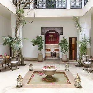  Riad Hayati